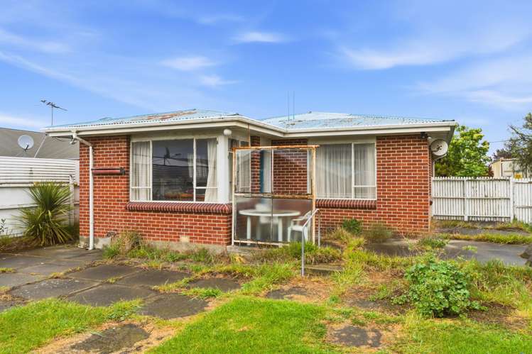 351 Breezes Road Aranui_2