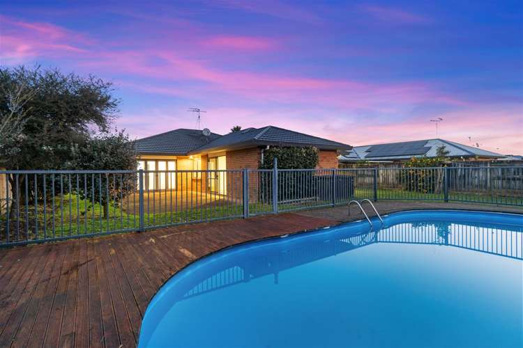 11 Edenpark Drive Rototuna North_16