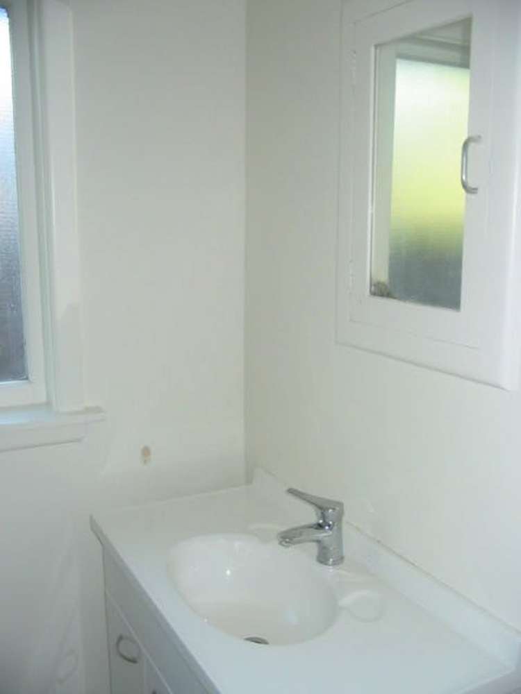 8 Curletts Road Sockburn_10