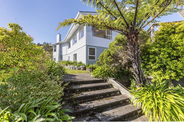 64 Collins Avenue Tawa_16