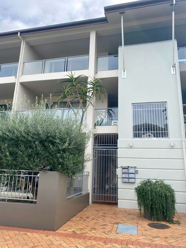 98C Michael Jones Drive Flat Bush_4