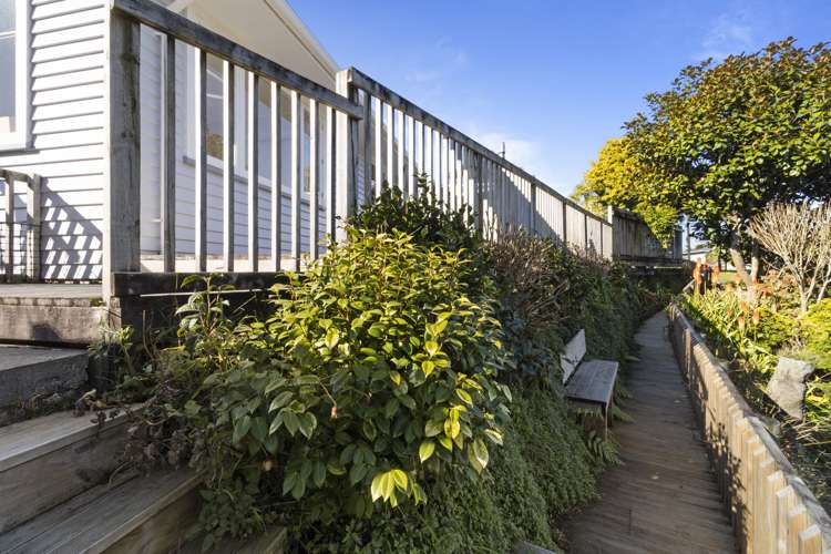 194 Seaview Road Westown_26