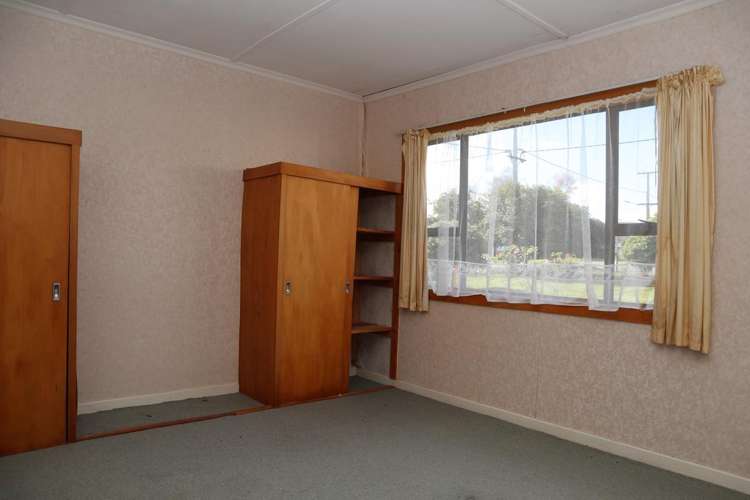 26 Ryley Street Owaka_12