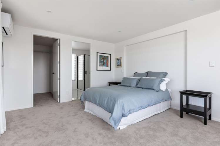 33 Marine Corps Drive Solway_17