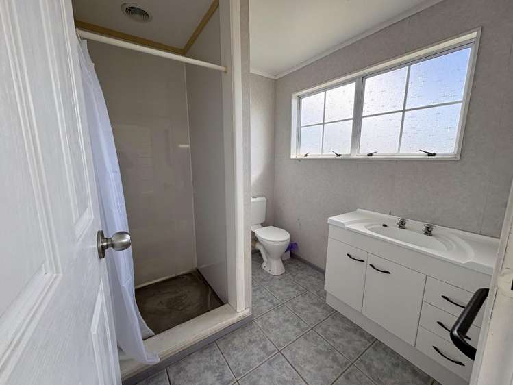 40 Ward Avenue 1064_5