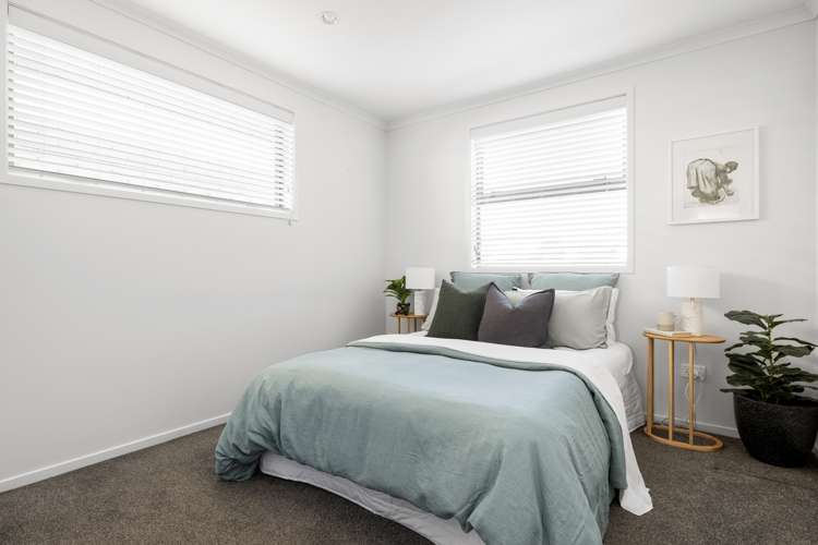 16 Scoria Close Pyes Pa_10