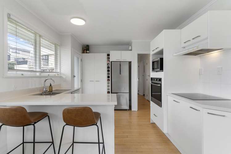 3/64 Allum Street Kohimarama_3