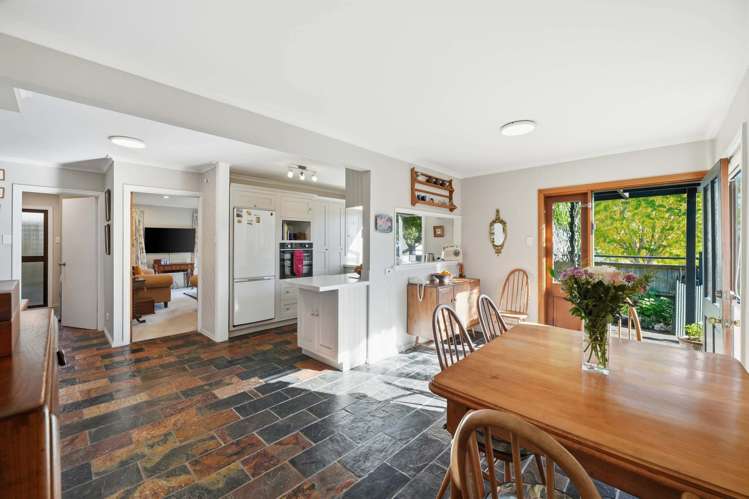 2/32 Albert Road_2