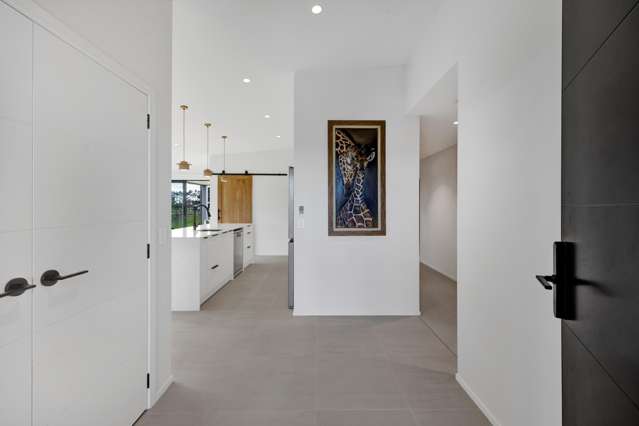 66 Flint Road West Stratford_2