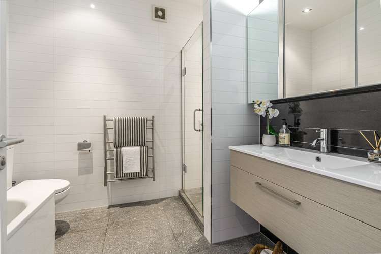 70 Scarborough Terrace Parnell_30