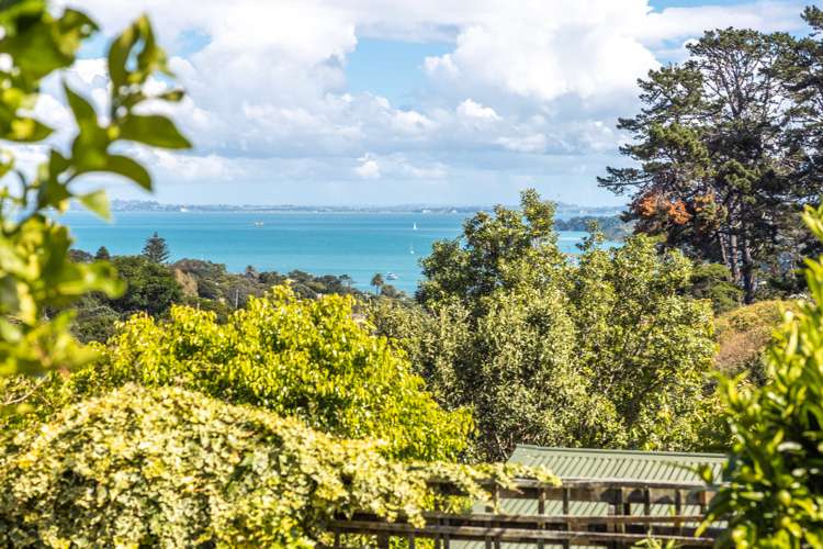 77 Ocean Road Surfdale_16