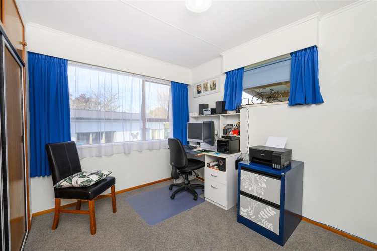 21 Flower Street Bulls_19