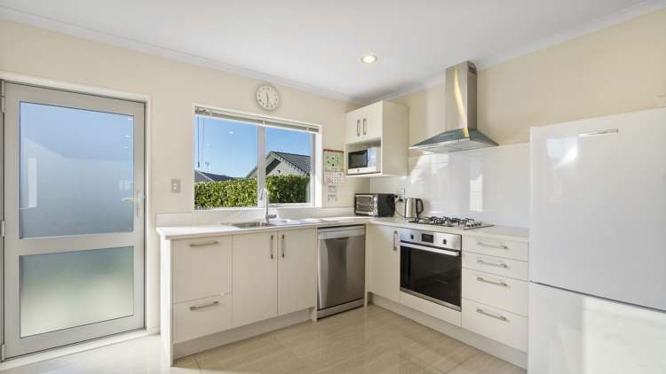 8 Raupo Place Rototuna North_14