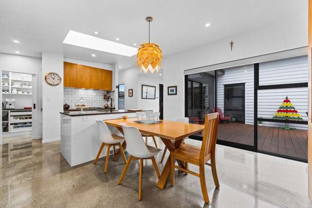 41 Cyrus Street Whalers Gate_1