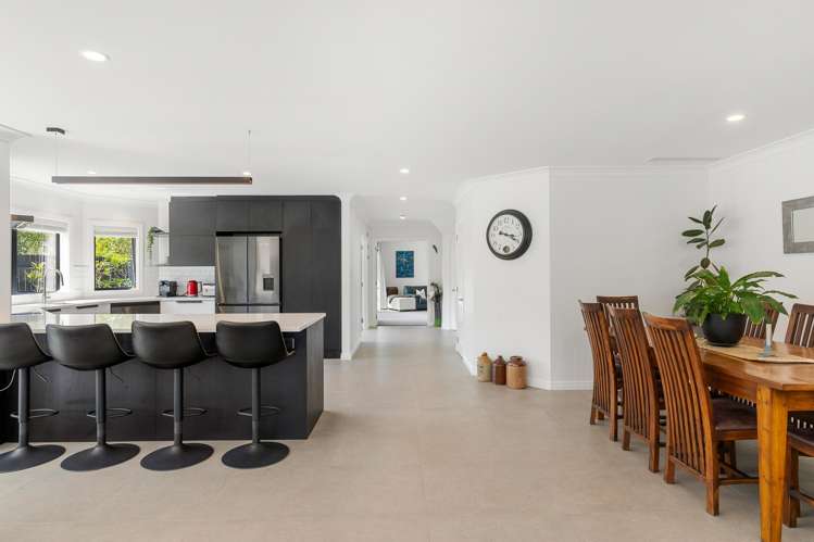 3 Traffic Road Greenhithe_15