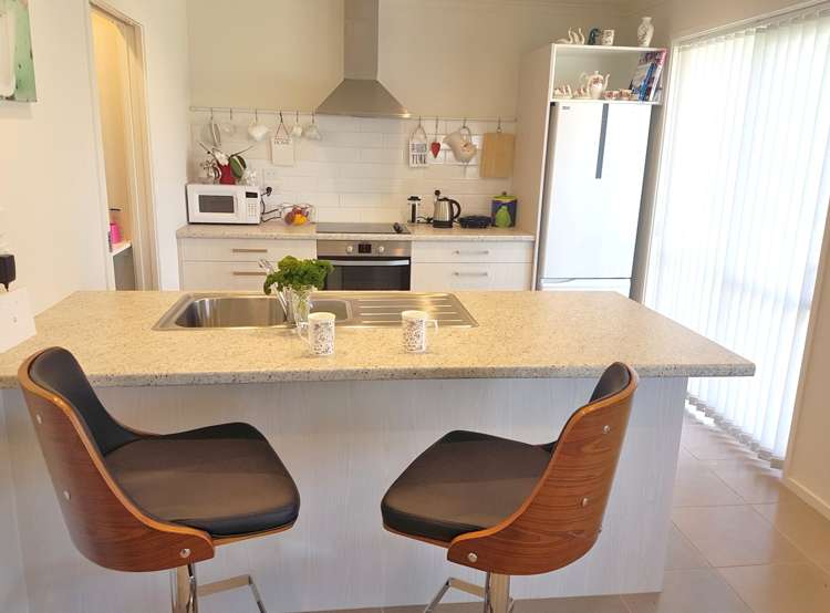 8 Ocean View Rise Ruakaka_8