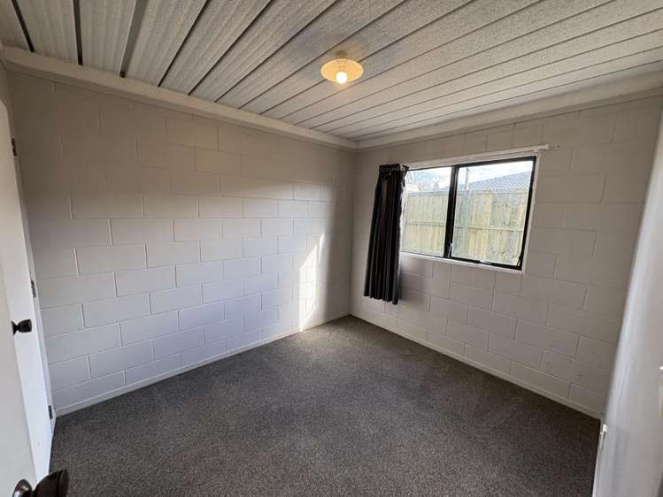 2/9 Trent Place Fenton Park_3