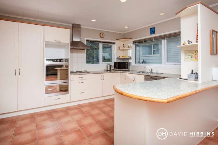 10 Woodcote Drive Glenfield_8