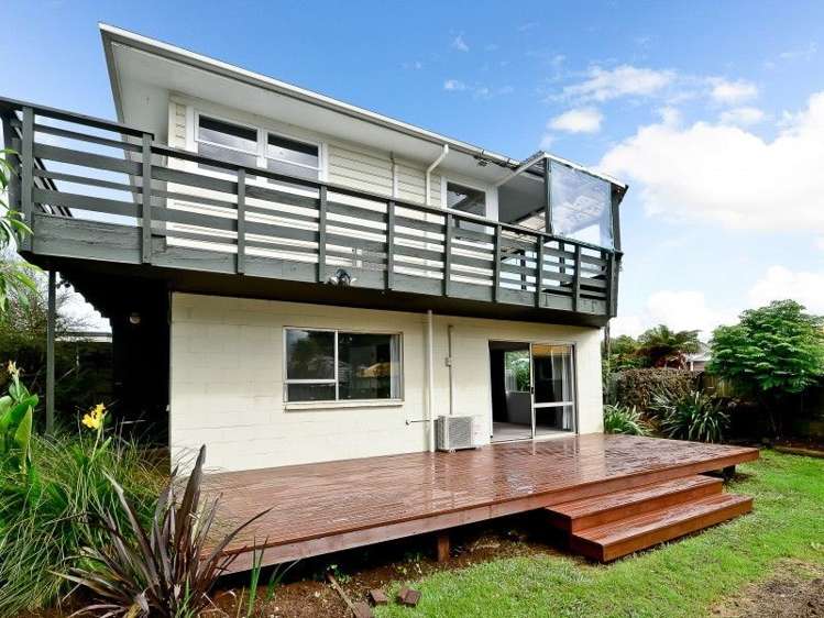 14 Joanna Place Deanwell_21