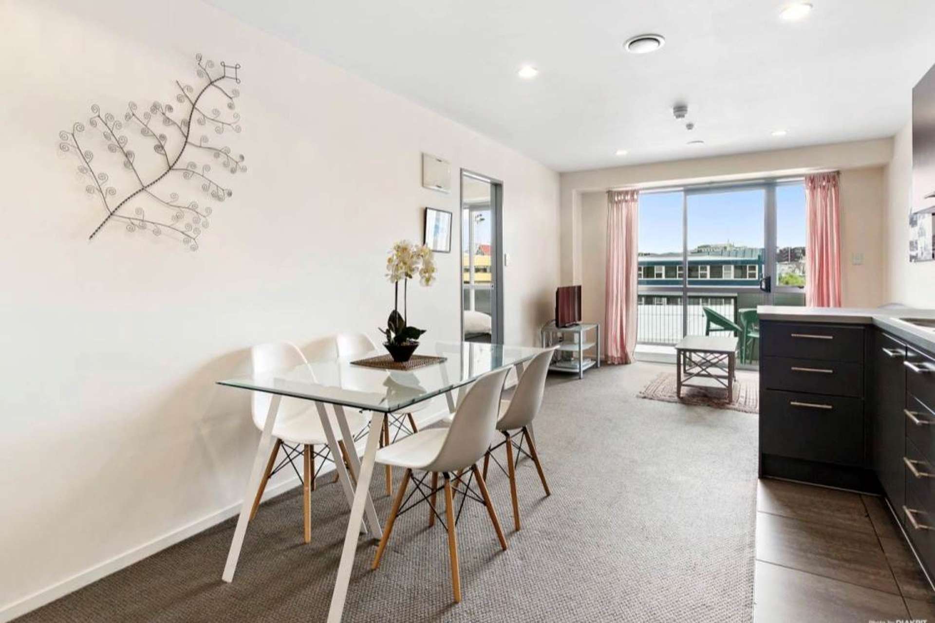 2f/1 Ophir Street Grey Lynn_0