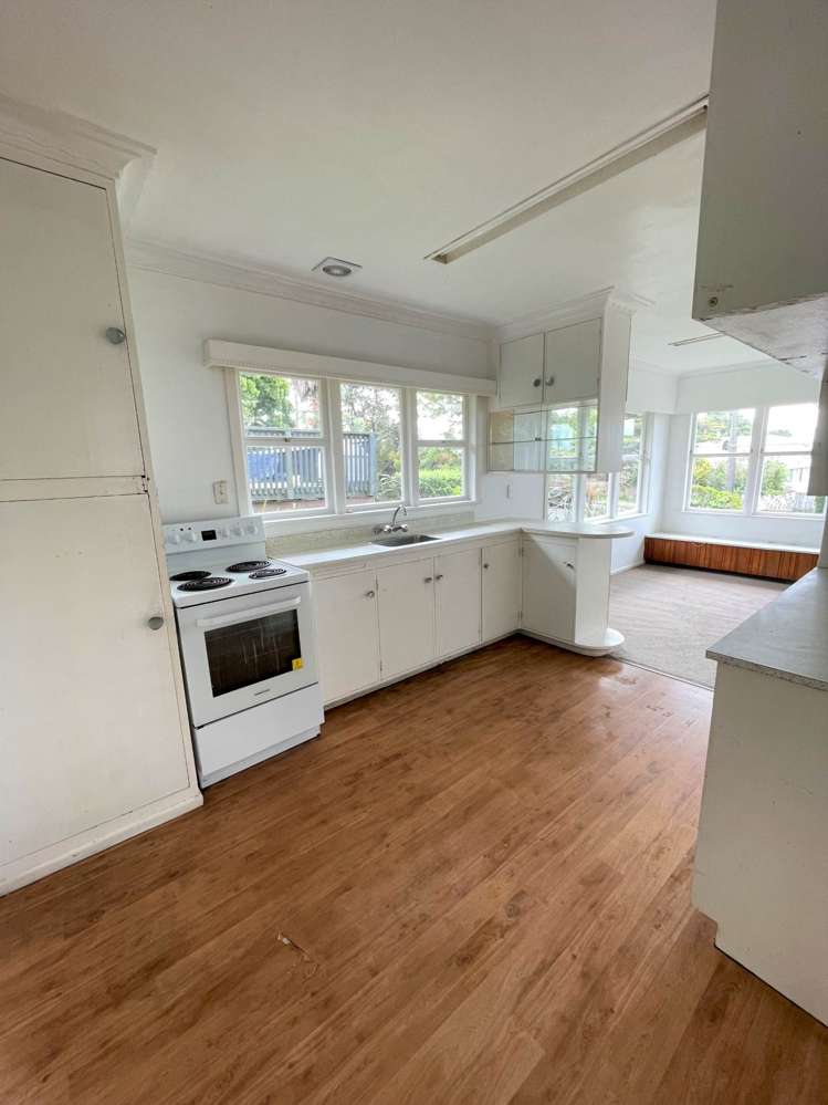 79 Willerton Avenue New Lynn_5