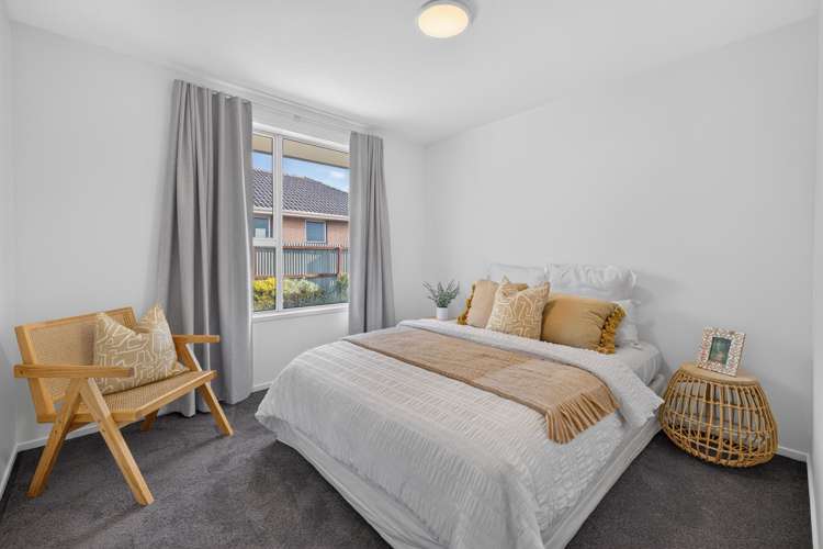 40 Oakley Crescent Hornby_16