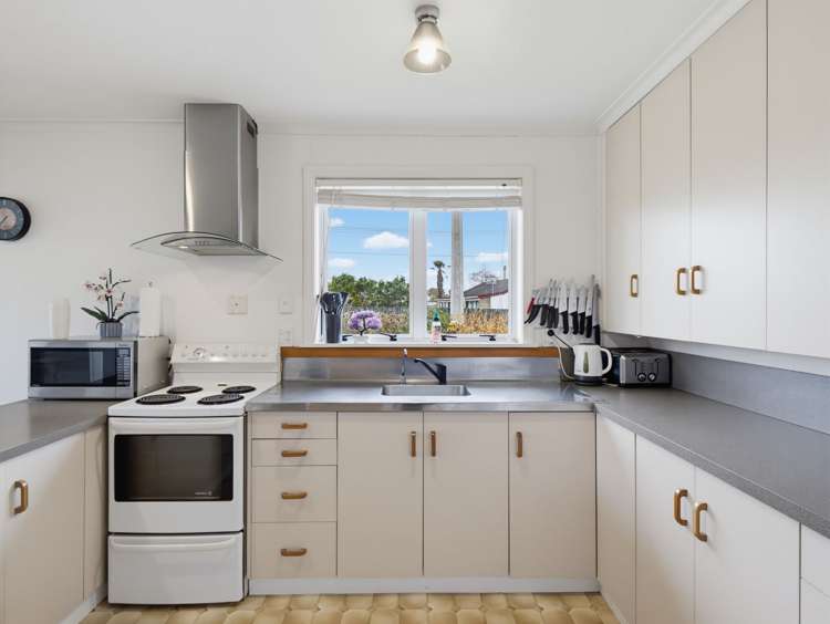 39 Gordon street Woodville_16