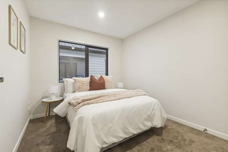 38 Christella Street Flat Bush_12