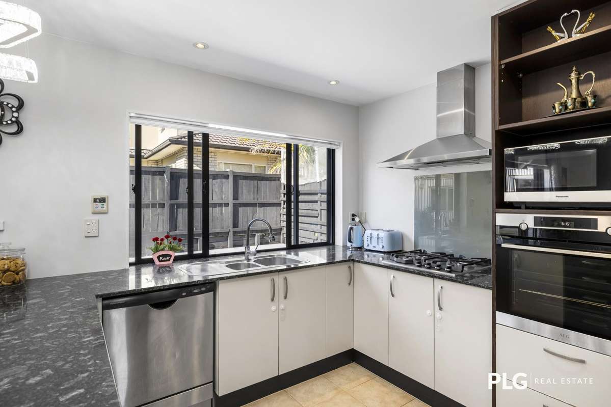 11 Oakville Avenue_3
