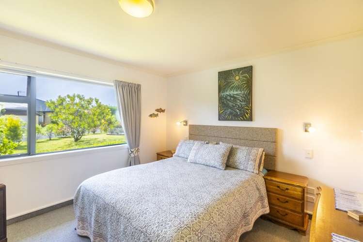 29 Rifleman Lane Paraparaumu Beach_16