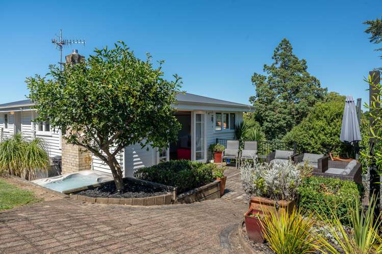 4 Albert Street Hamilton East_16