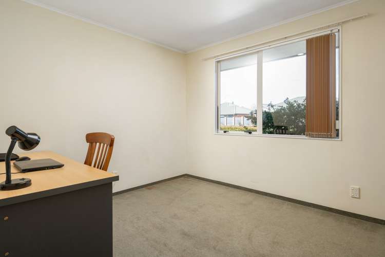 6 Springswood Grove Springlands_9