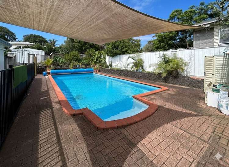 25 McIntyre Road Mangere Bridge_2