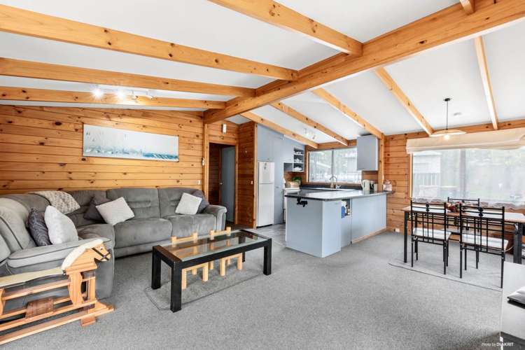 1/90 Wattle Farm Road Wattle Downs_0