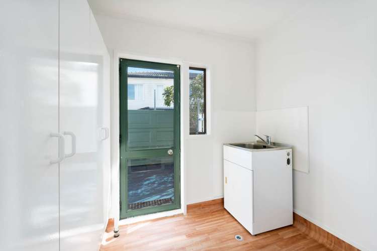 3 Spargo Road Massey_21