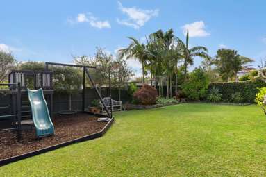 1/5 Corrella Road_3
