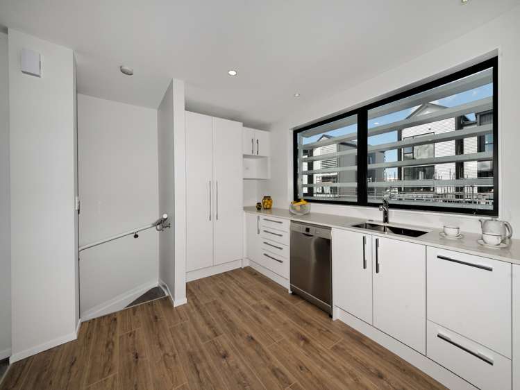 13 Glenae Lane Hobsonville_5