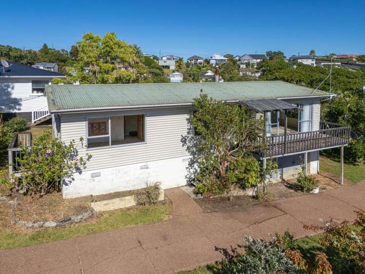 16 Pohutukawa Avenue Red Beach_26