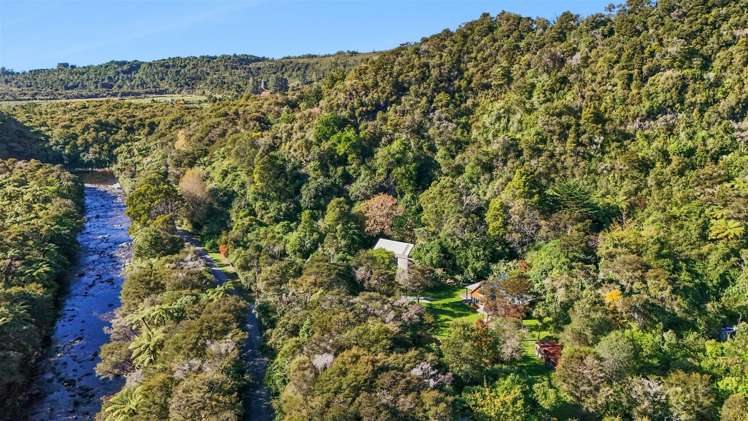 213 Parapara Valley Road_0