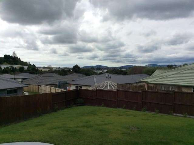 45 Fairfax Crescent Pyes Pa_4