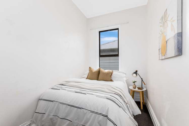 50 Te Wharepouri Street Berhampore_15