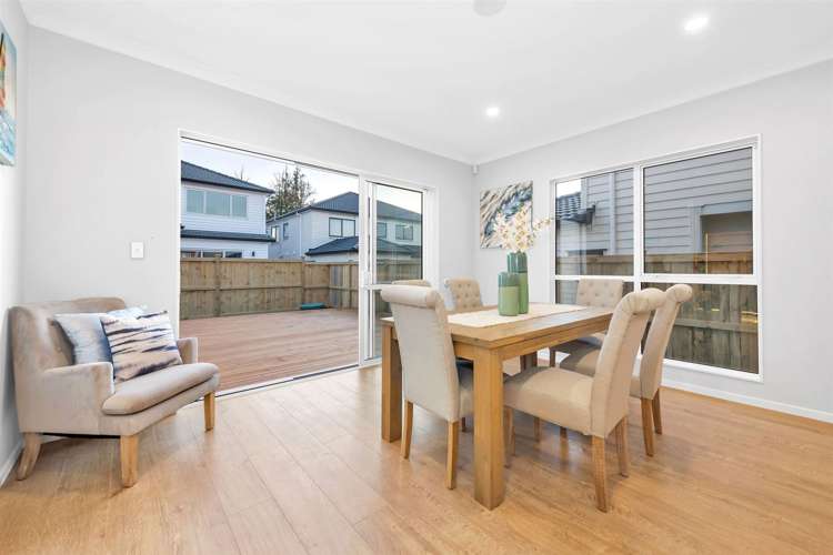 15 Tullymore Drive Flat Bush_12