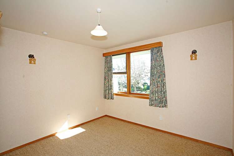 65 Moffat Drive Lincoln_20