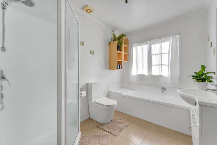17 Albizia Avenue Henderson_15