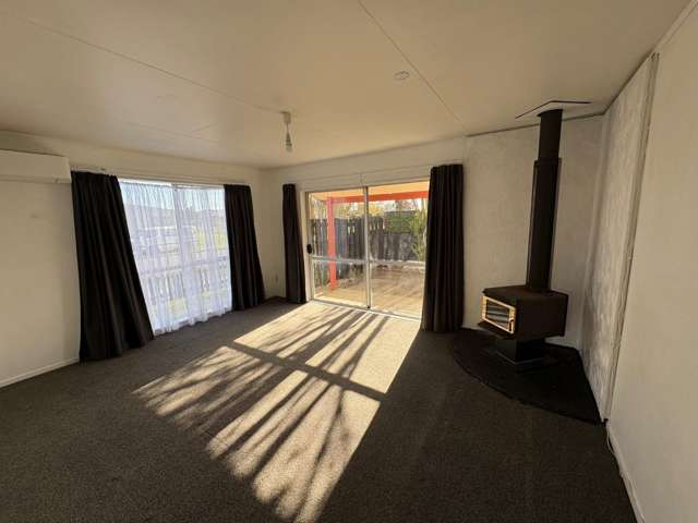 65 Meadowvale Drive 10516_3