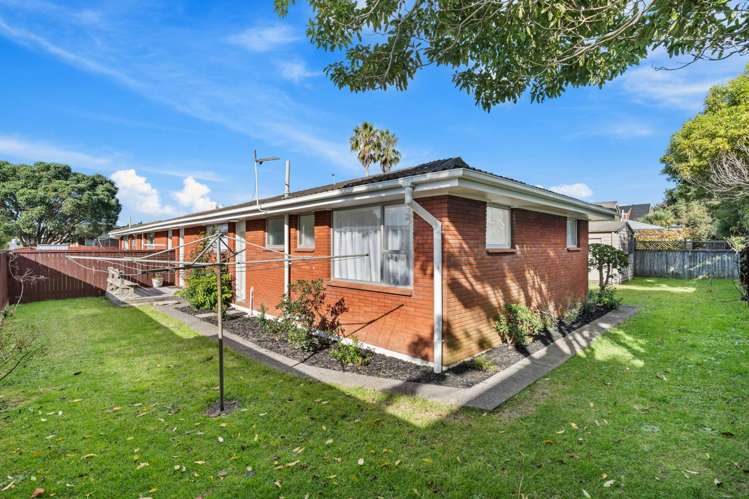 2/28A Holly Street Avondale_12
