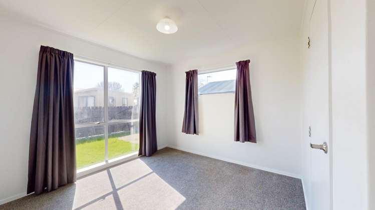 65 Meadowvale Drive 10516_8