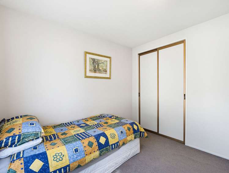 2/80 Eureka Street Aranui_17