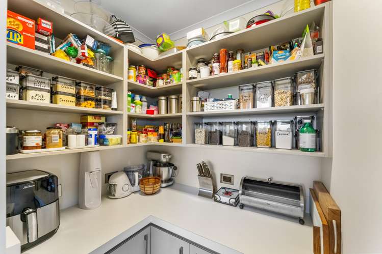 6 Joyce Place Richmond_11