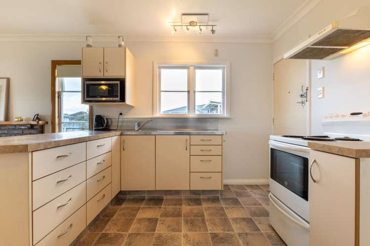 11 Aberdeen Avenue Takaro_10